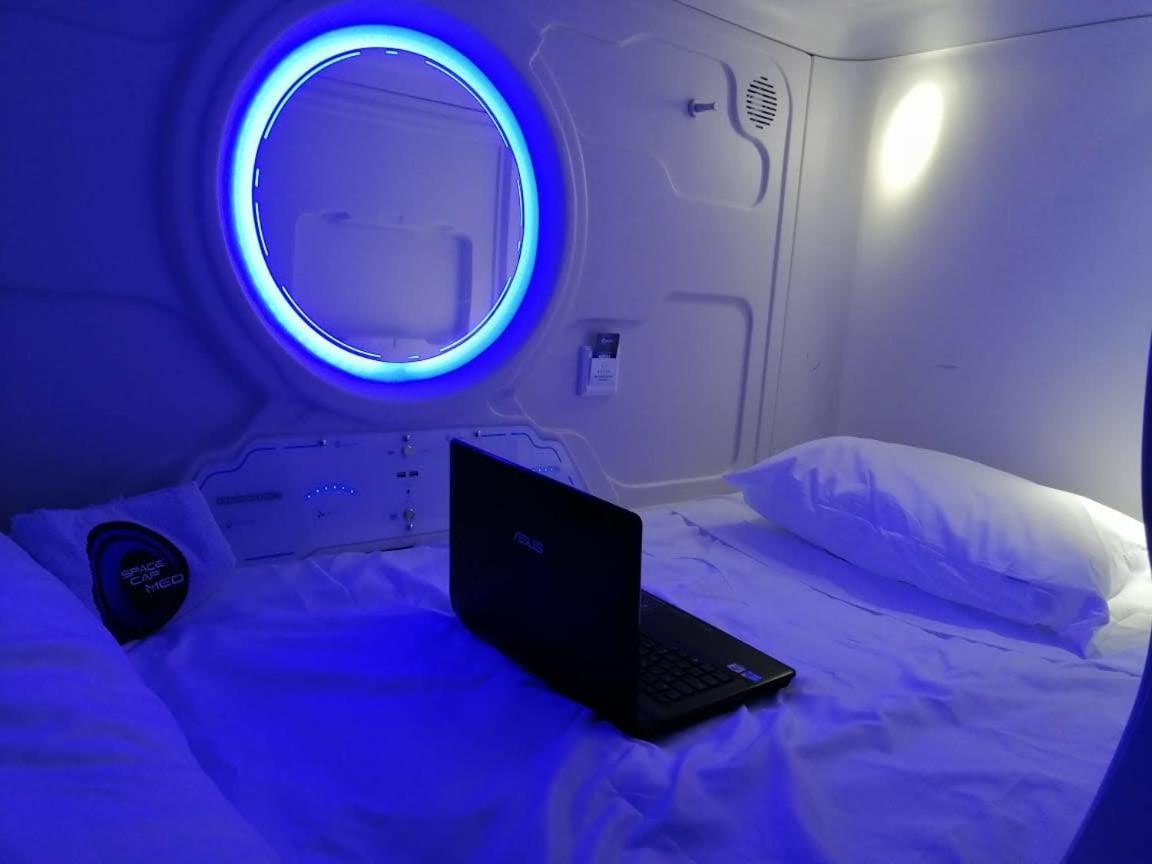 Capsulas Descanso Terminal 보고타 외부 사진